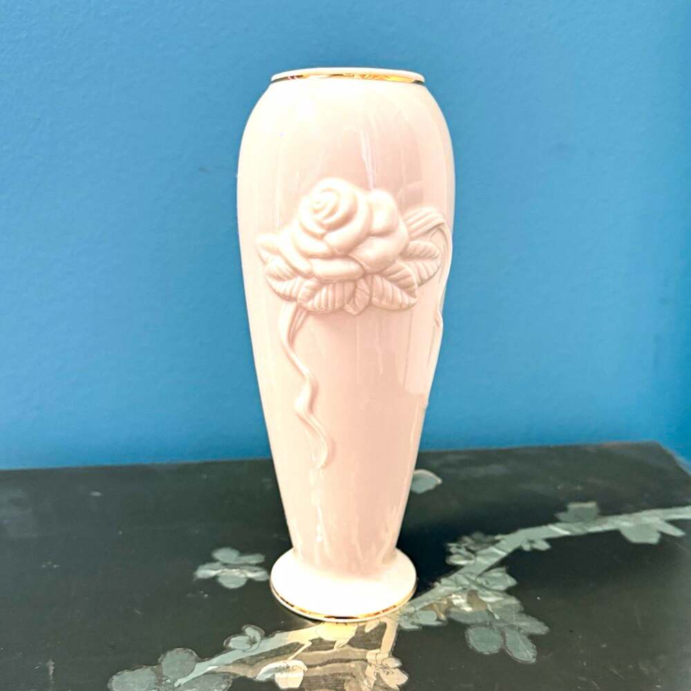 Lenox Rose Blossom Vase 7.5” Ivory Fine China 24K Gold Raised Roses w/ COA
